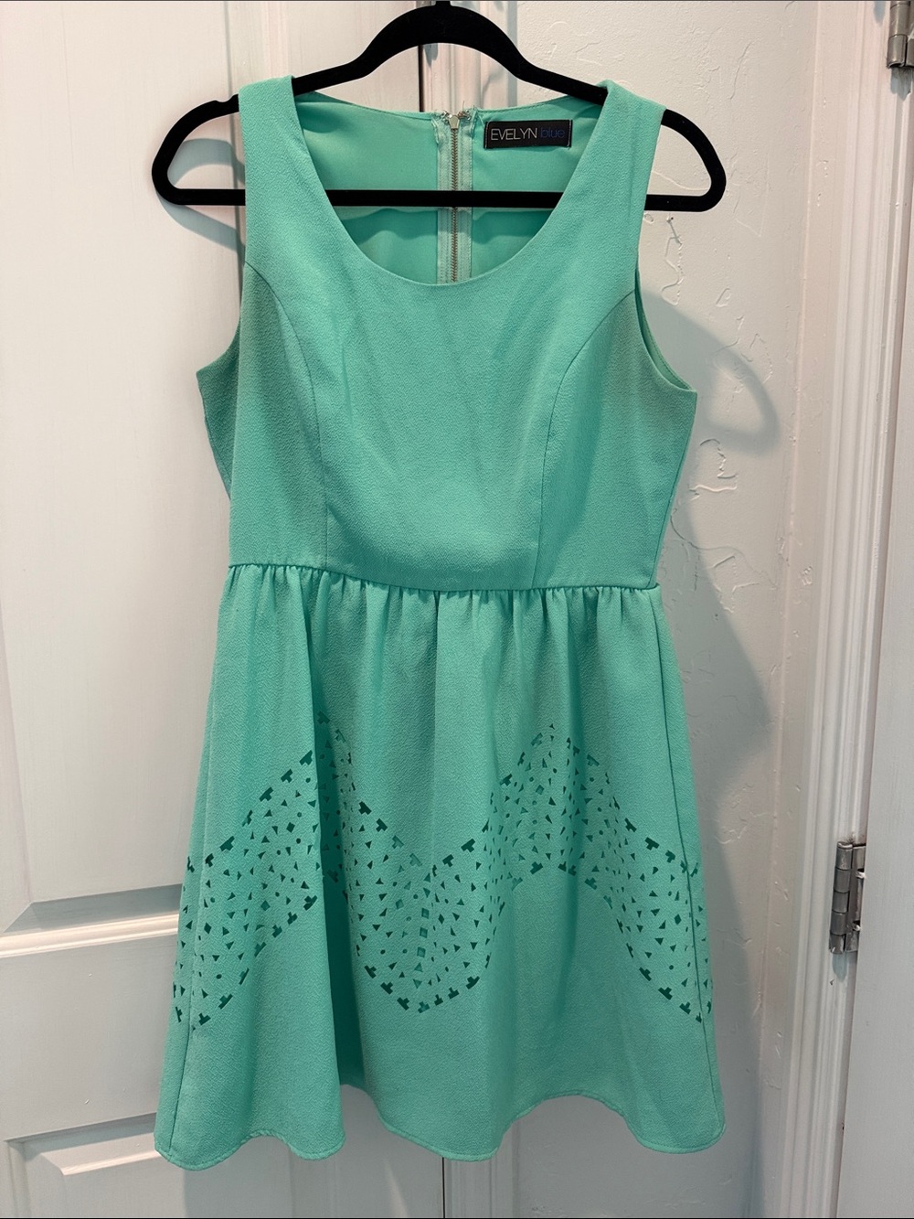 Women’s Mint Green Sleeveless Fit-and-Flare Dress